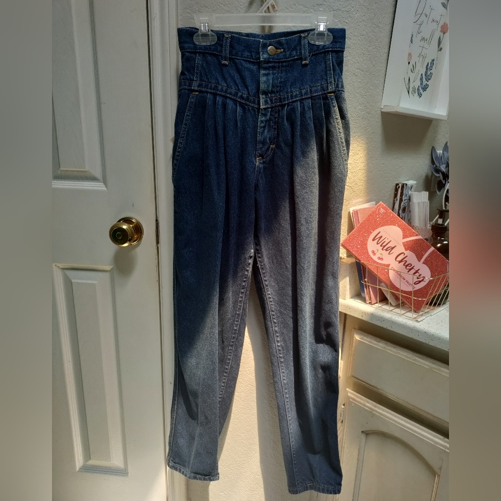 Vintage Lee Women's High Rise Pleated Blue Jeans